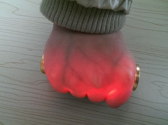 Алюминий портативного васкулярного локатора вены искателя вены Венипунктуре репроектора ультракрасного золотой